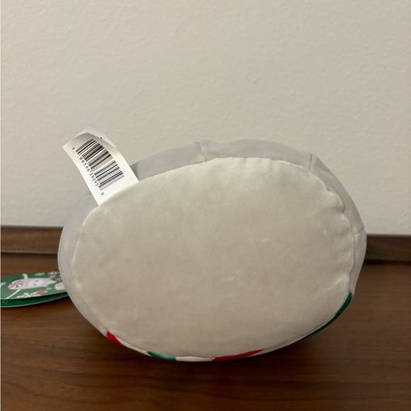 Nissa 8 inch Squishmallow NWT - Picture 4 of 4